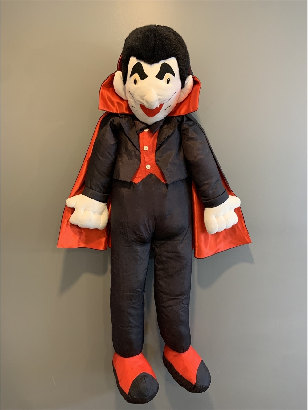 Vintage TB Toy Trading Co Dracula Parachute Plush Halloween Large 50”L EUC